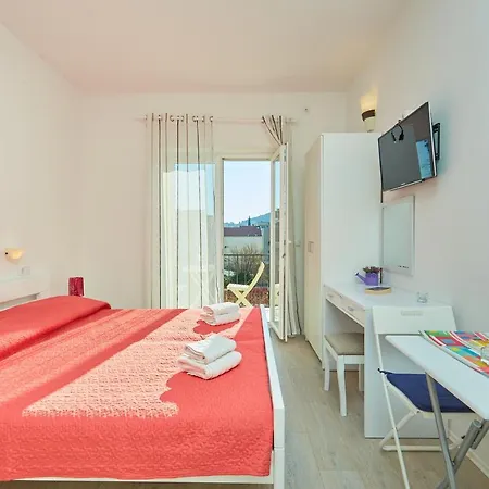 Leo's Charming Appartement *