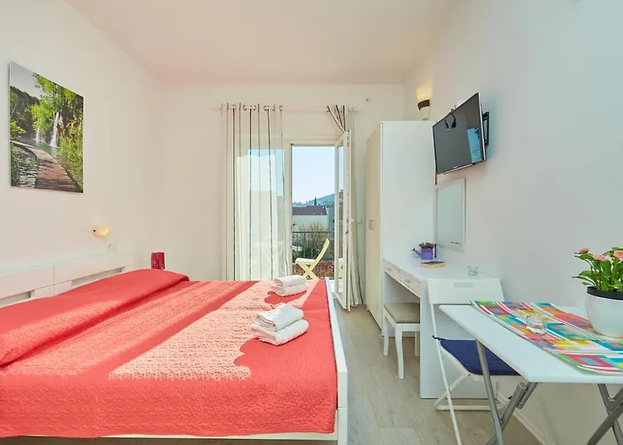 Leo's Charming Appartement *