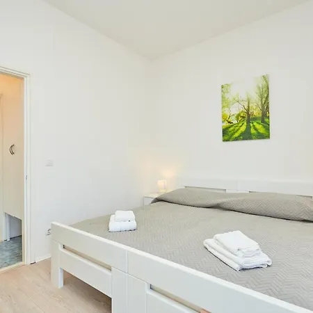 Leo's Charming Appartement *